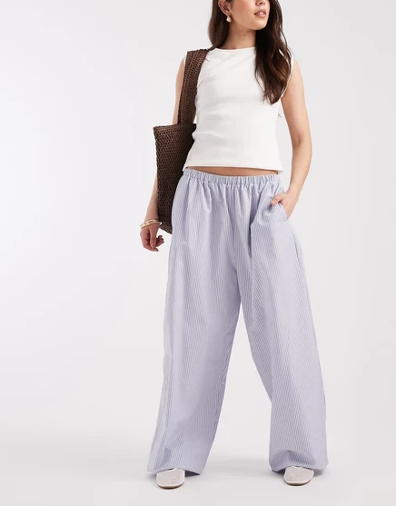 Брюки-баллоны ASOS DESIGN с пузырчатым подолом в синюю полоску blue stripe