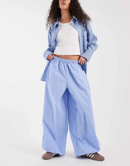 Брюки-баллончики ASOS DESIGN pull on синего цвета blue