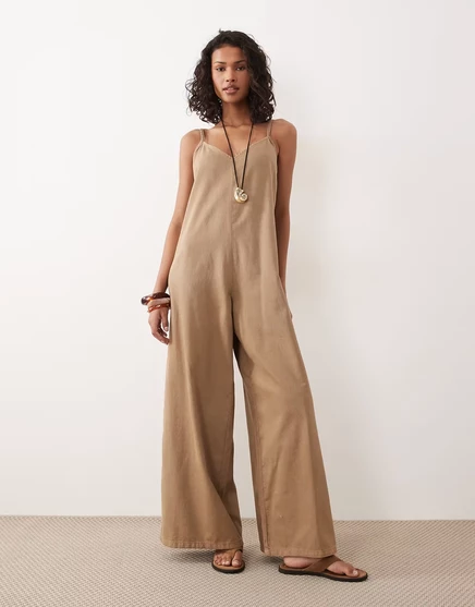 Женский комбинезон ASOS Design джинсовый клеш, мокко