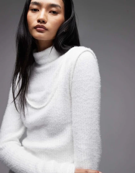 Двухслойный топ-водолазка ASOS DESIGN с пышным воротником в рубчик белого цвета cream