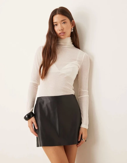 Мини-юбка Abercrombie & Fitch Curve love из искусственной кожи с ультравысокой посадкой черного цвета черный