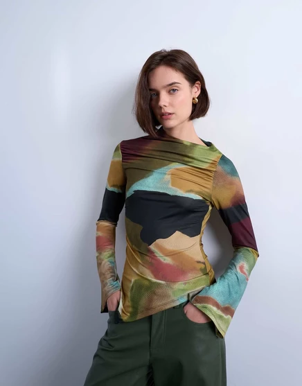 Асимметричный топ с разрезным вырезом и принтом Topshop из нескольких цветов multi