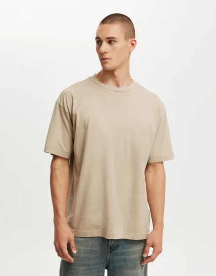 Мужская футболка Cotton On свободного кроя, бежевая