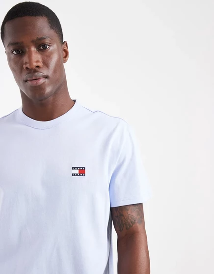 Мужская футболка Tommy Jeans с нашивкой-логотипом, светло-голубая