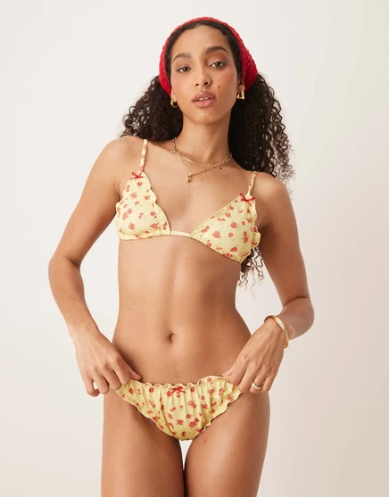 Соблазнительный купальник-бикини ASOS DESIGN Cherry Rose в сливочно-желтом цвете butter yellow
