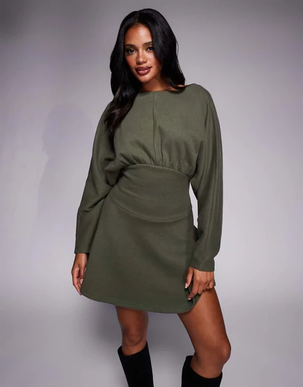 ДИЗАЙНЕРСКОЕ мини-платье-блузон ASOS DESIGN supersoft с вырезом лодочкой цвета 