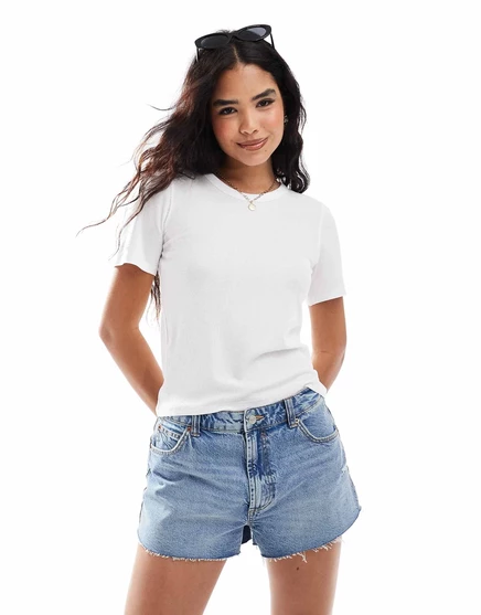 Белая футболка в рубчик Vero Moda Aware supersoft white