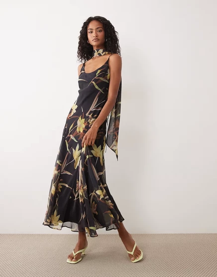 Женское макси-платье ASOS Design с шарфом, коричневое