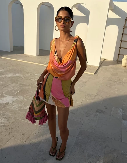 Женское мини-платье Never Fully Dressed Michaela с воротником-хомутом, разноцветное