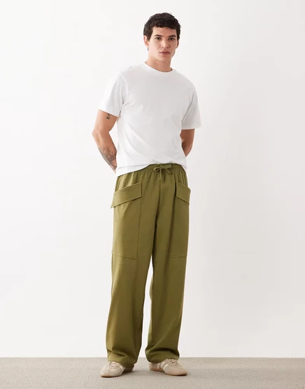 Мужские широкие спортивные штаны ASOS Design с карго-карманами, зеленые