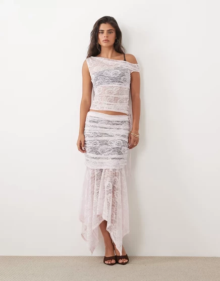 Укороченная юбка ASOS DESIGN lace color block розового и коричневого цветов, входящая в комплект pink