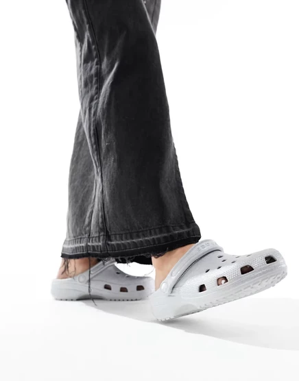 Женские кроксы Crocs Classic с серебристым глиттером