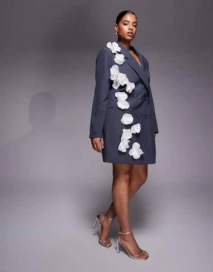 РОСКОШНОЕ платье-блейзер ASOS Curve с 3D-цветочной отделкой серого цвета gray