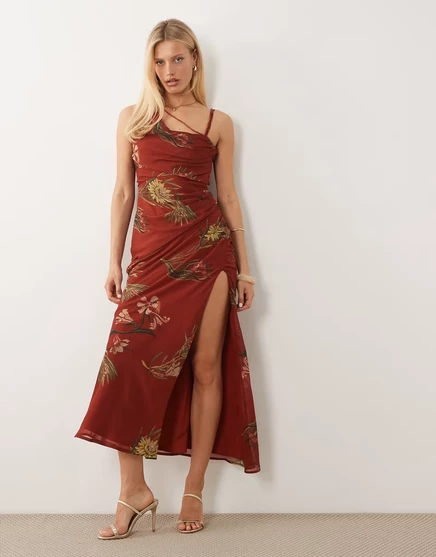 Макси-платье ASOS DESIGN с драпированным лифом, украшенным ремешком из бисера, и открытой спиной с цветочным принтом цвета ржавчины rust flower