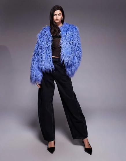 Куртка из монгольского искусственного меха Kiwi &Co Esme синего цвета powder blue