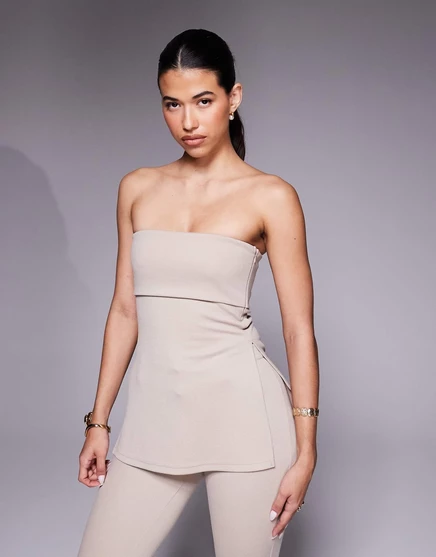 ДИЗАЙНЕРСКИЙ трикотажный топ-бандо из саржи ASOS DESIGN в складку поверх удлиненного топа-бандо из камня - часть комплекта stone