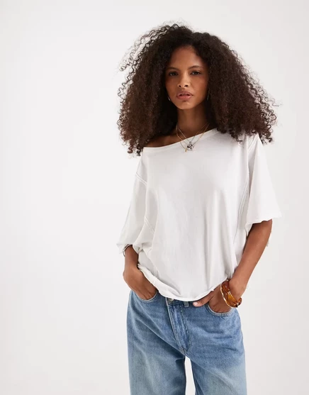 Укороченная футболка свободного кроя Free People next level цвета чистой слоновой кости clean ivory