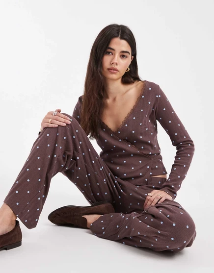Широкие брюки-пуанты Miss Selfridge в шоколадный горошек - часть комплекта polka dot
