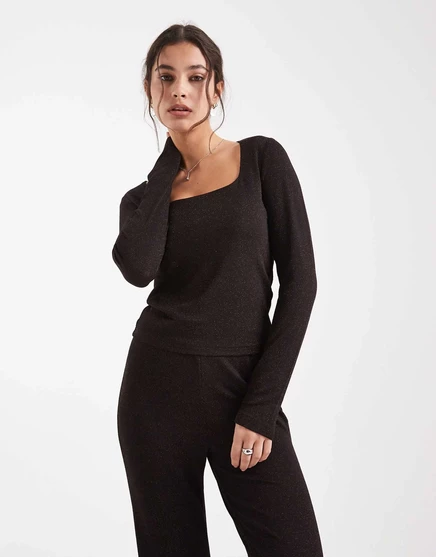 Блестящий топ с квадратным вырезом и длинными рукавами от Vero Moda шоколадного и медного цветов - часть комплекта chocolate torte