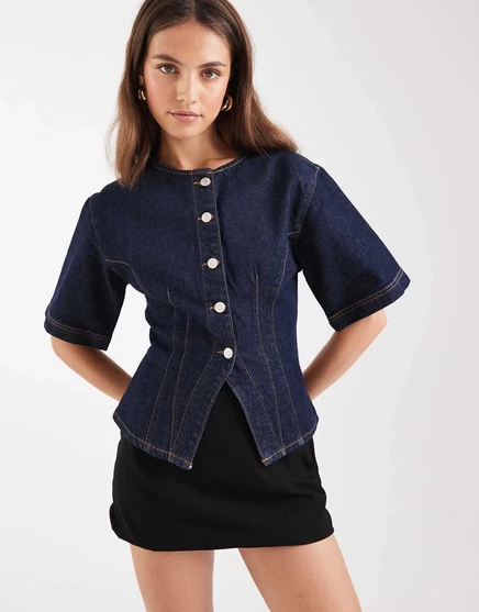  Джинсовый топ ASOS DESIGN с короткими рукавами и без воротника, средне-голубой mid blue