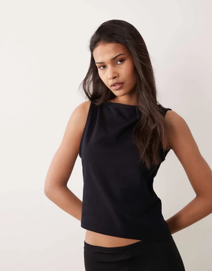 ДИЗАЙНЕРСКИЙ хлопковый топ на бретелях ASOS с асимметричным низом черного цвета black