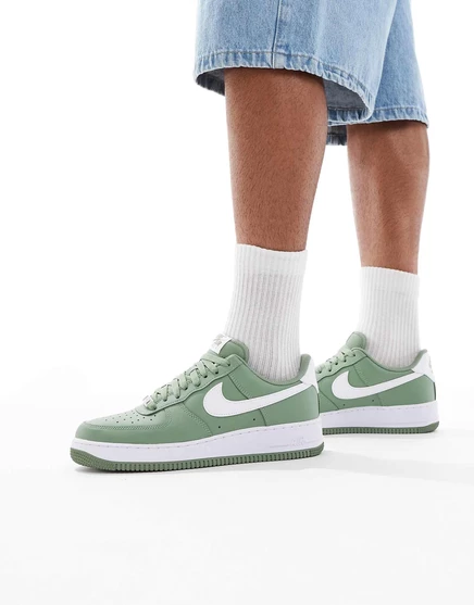 Кроссовки Nike Air Force 1 '07 цвета хаки и белого khaki
