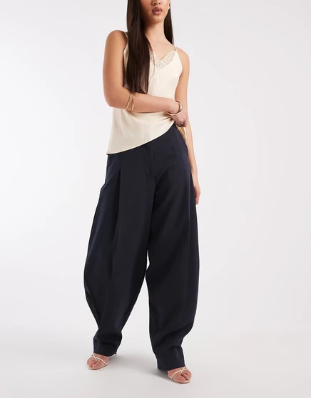 Облегающие брюки-баллоны ASOS DESIGN темно-синего цвета с боковой складкой navy