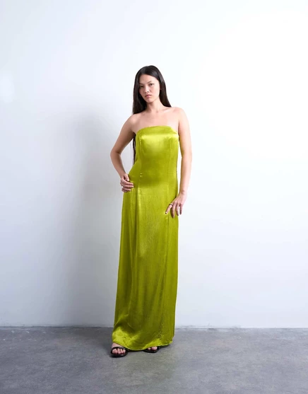 Атласное макси-платье-бандо Topshop зеленого цвета green