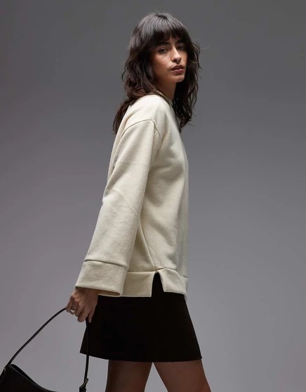 Толстовка ASOS DESIGN soft touch с разрезным подолом цвета пахты buttermilk