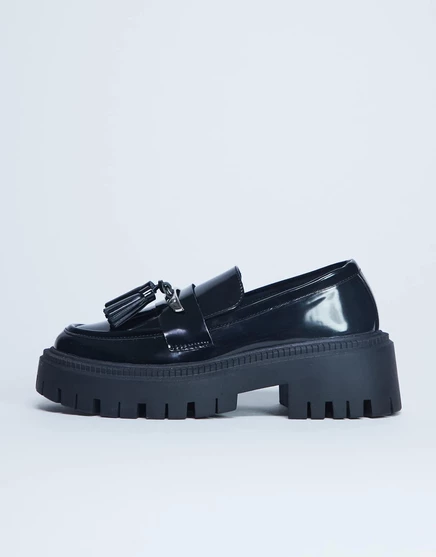 Женские лоферы TopShop Cameron с кисточками, черные