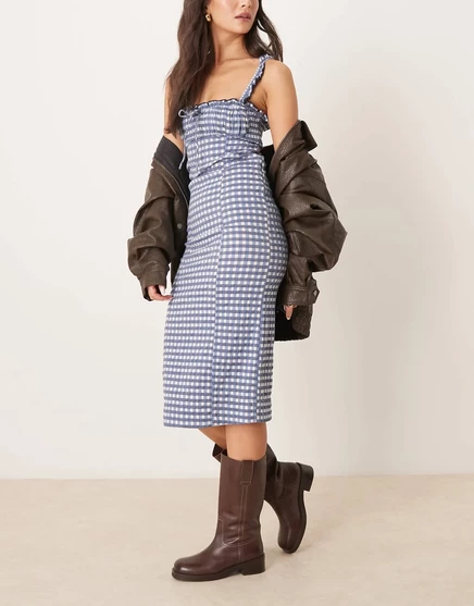 Свободное платье-миди от lucinda gingham цвета индиго indigo combo