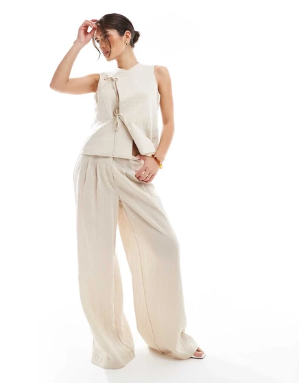 Широкие брюки Vero Moda со складками спереди кремового цвета - часть комплекта oatmeal
