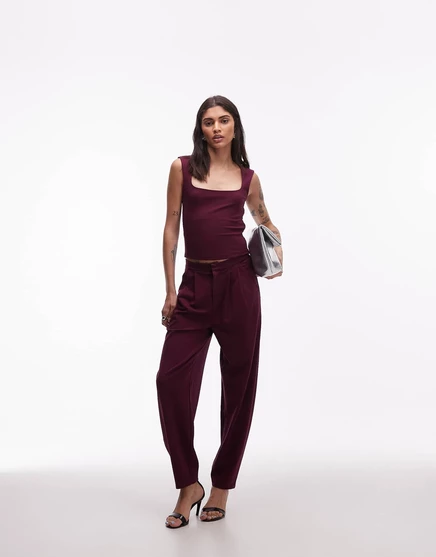 Брюки-бананы ASOS DESIGN ponte ягодного цвета - часть комплекта berry