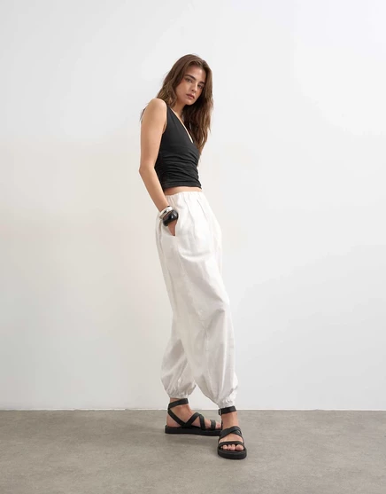 Брюки-баллоны Topshop белого цвета white