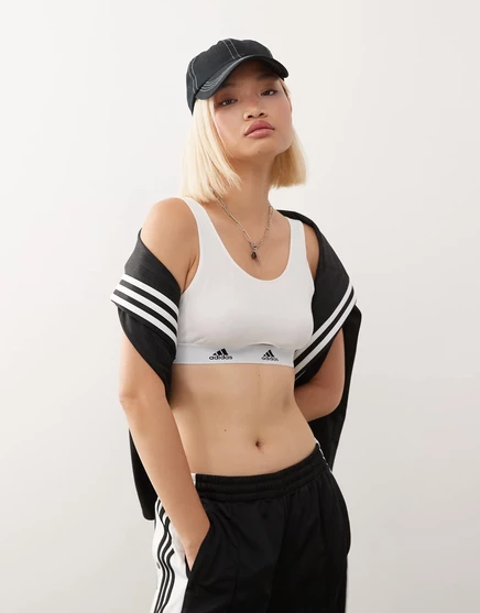 хлопковый укороченный топ adidas active comfort белого цвета white