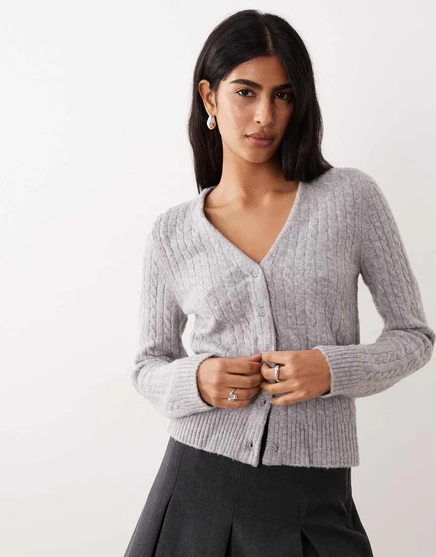 Кардиган из трикотажной ткани Mango c v-образным вырезом серого цвета gray