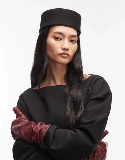 Шляпка-таблетка ASOS DESIGN из черного фетра black