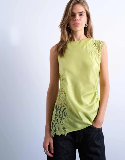 Кружевная вставка Topshop, украшающая топ на плечах, цвета лайма lime