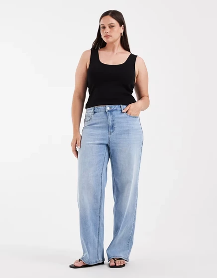 Женские джинсы Vero Moda Curve Olivia широкие, голубые