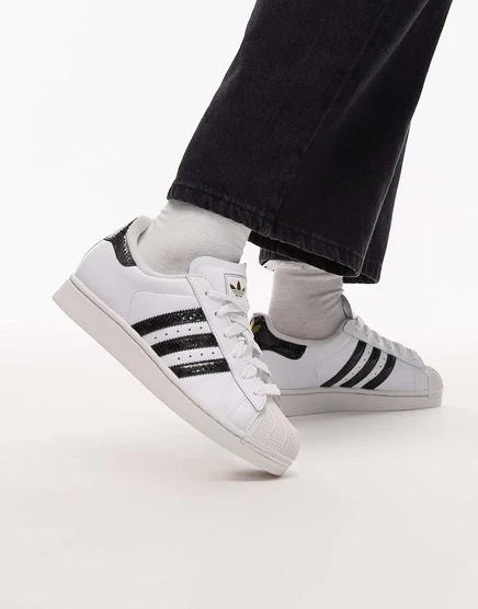 Кроссовки adidas Originals Superstar II белого и черного цветов white