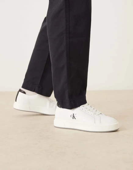 Кроссовки Calvin Klein basket на кожаной подошве белого цвета bright white/black