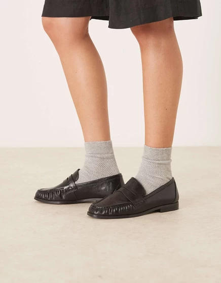 Женские лоферы ASOS Design Minnie широкая посадка, черные