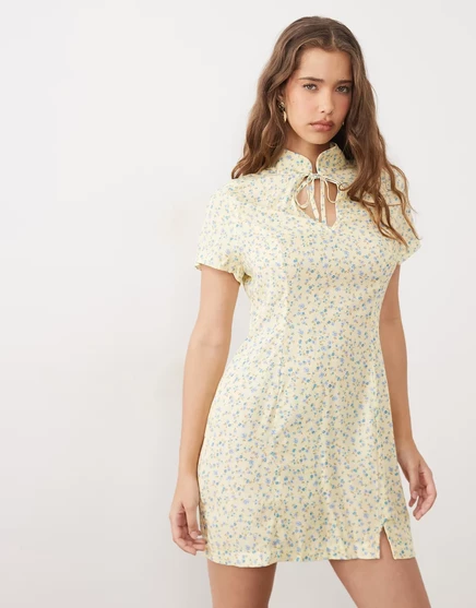 Женское мини-платье Miss Selfridge в цветочный принт, желтое