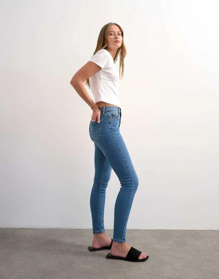 Джинсы-скинни Topshop Jamie с высокой посадкой винтажного синего цвета vintage blue
