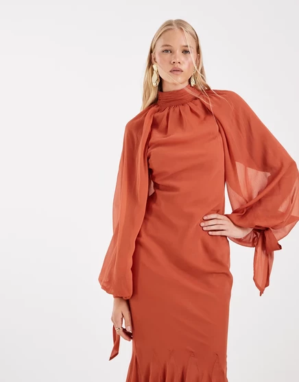 Женское макси-платье ASOS Design с высоким воротом, терракотовое