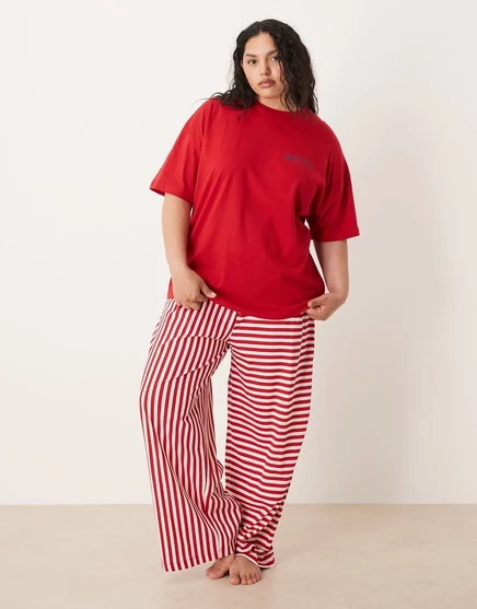 Пижамный комплект ASOS DESIGN Curve, футболка оверсайз и широкие брюки с принтом Apres Ski red