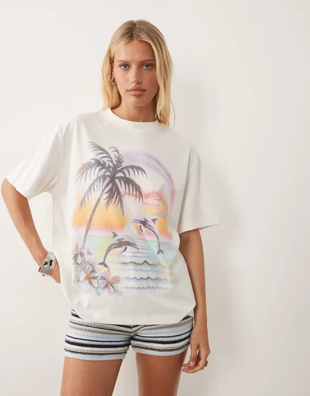 Женская футболка ASOS Design с дельфином, кремовая