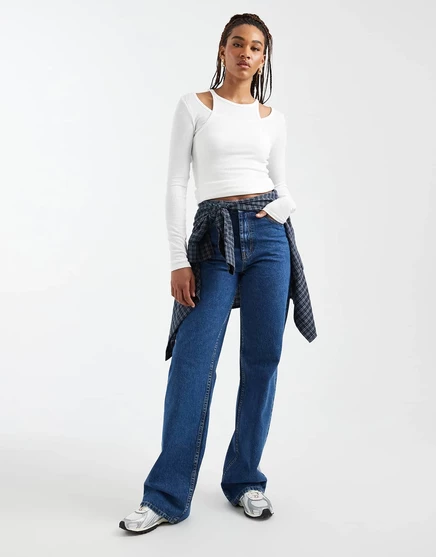 Коллекция ASOS DESIGN Circular Design - высокие джинсы для папы с широкими штанинами чистого синего цвета clean mid blue