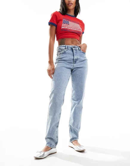 Джинсы с высокой талией Noisy May Daisy светло-голубого цвета с кислотной стиркой light blue denim