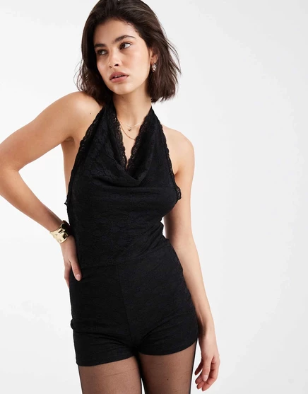 Кружевной комбинезон Miss Selfridge с капюшоном и шарфом черного цвета black